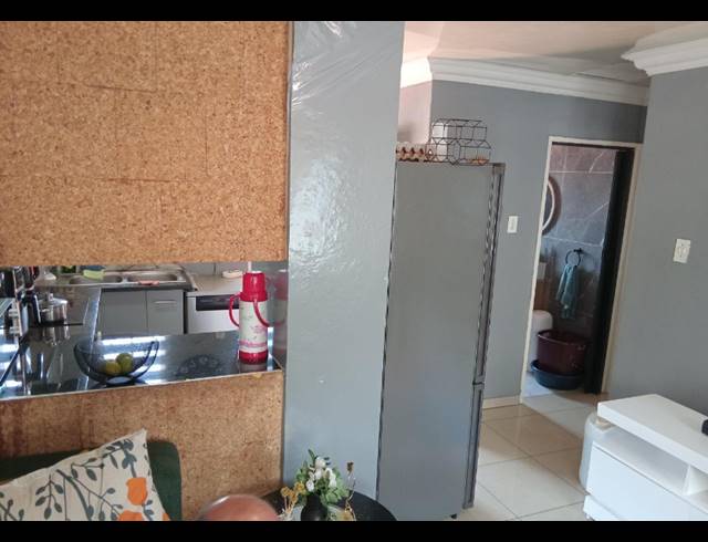 2 BEDROOM TOWNHOUSE FOR SALE IN ALBEMARLE